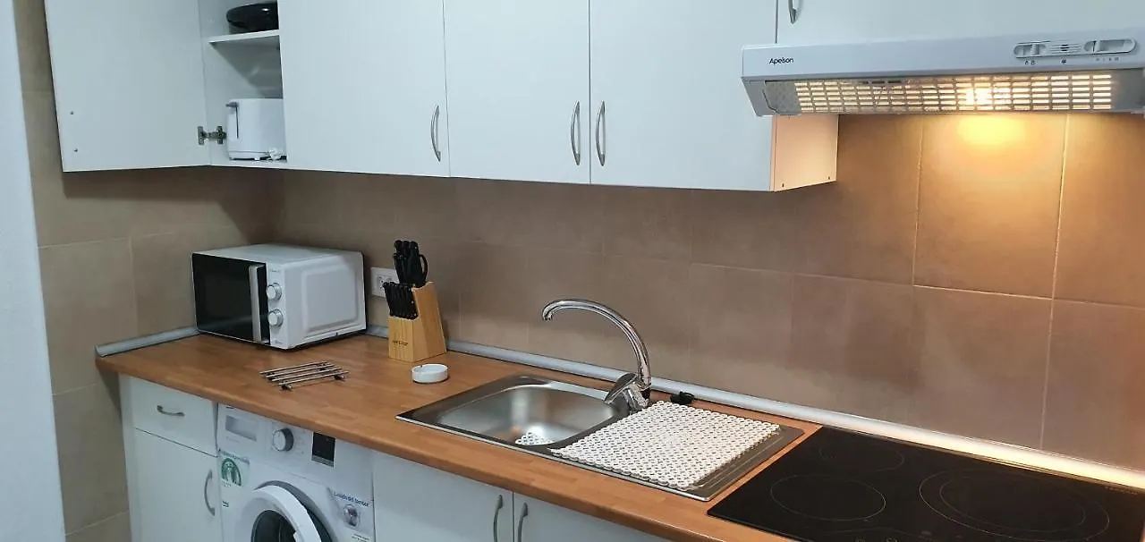 Fabulous 2-Bedroom Apartment Right On The Beach Of Los Crstianos Arona  0*, Arona (Tenerife)