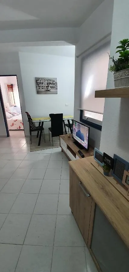 Fabulous 2-Bedroom Apartment Right On The Beach Of Los Crstianos Arona   Arona (Tenerife)